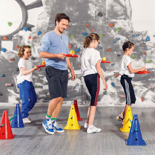 Ravensburger Spieleland_Presse_Felix Neureuther mit Kindern
